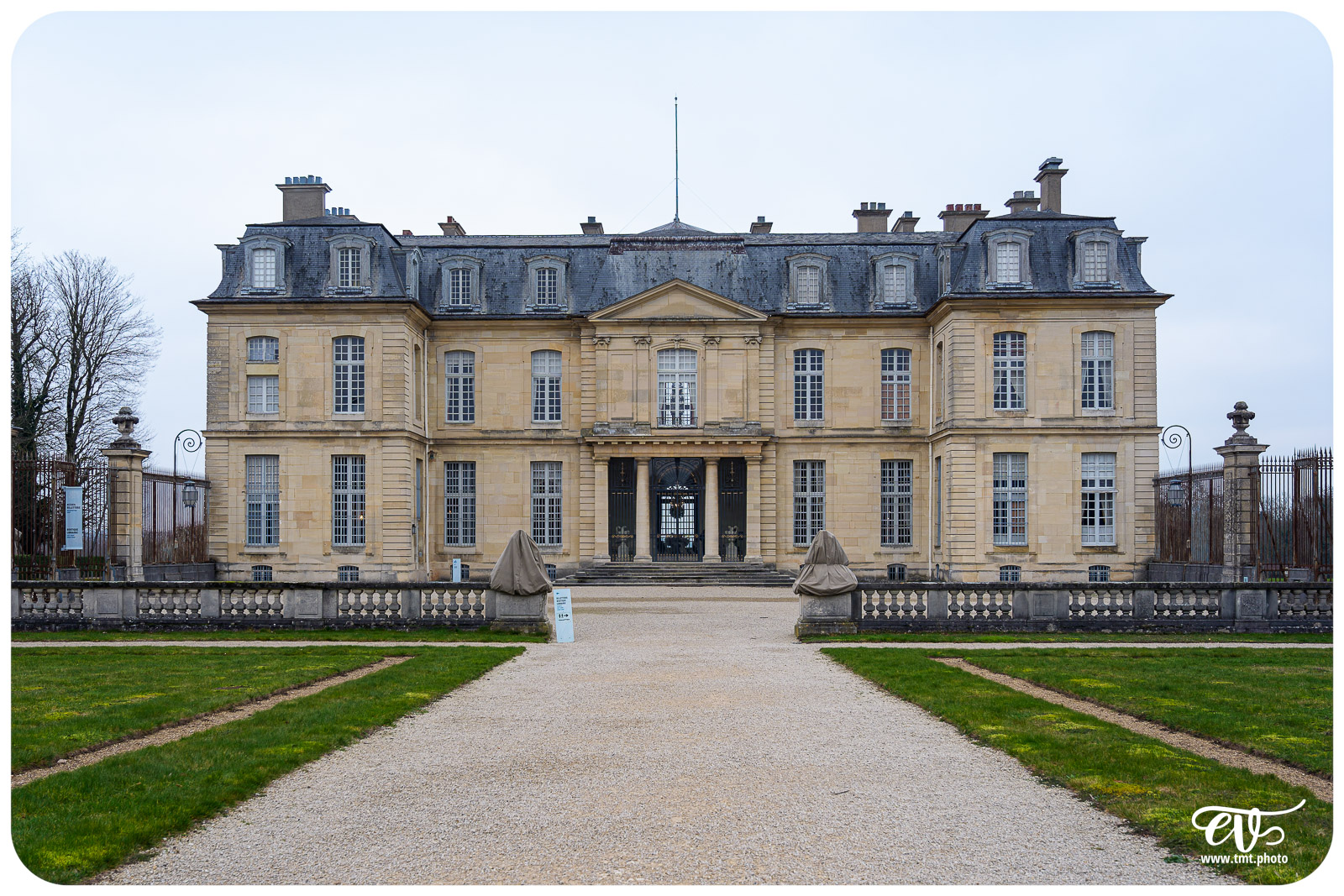 CHATEAU DE CHAMPS SUR MARNE